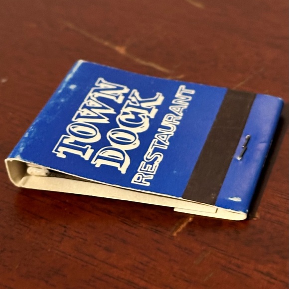 Vintage Matchbook Town Dock Restaurant St Michaels Maryland MD Matches Mulberry - Picture 8 of 12